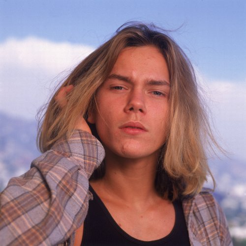 ohyeahpop:River Phoenix (1970 - 1993), 1988  - Photo by Nancy R. Schiff