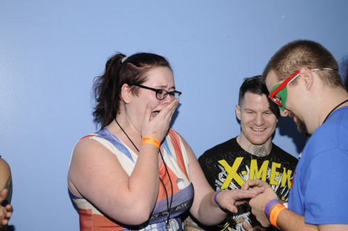 rhymenocerous:  uriesays:  ARE WE NOT GOING TO TALK ABOUT PATRICKS REACTION???  he’s like a sim 