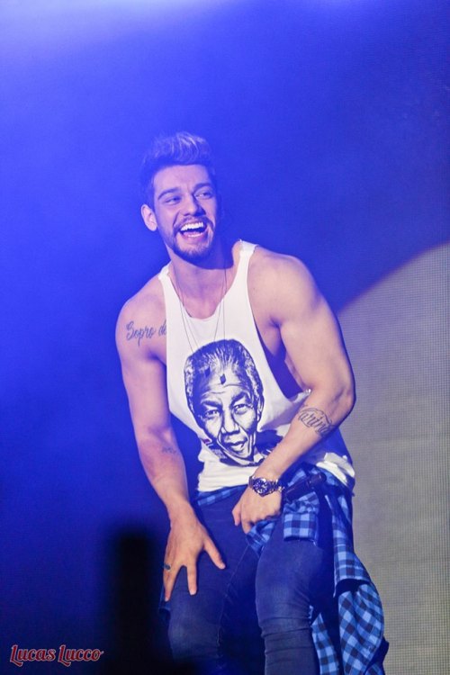 levebris4:  boasvibes:  eita moreno viu  gostoso, mds 