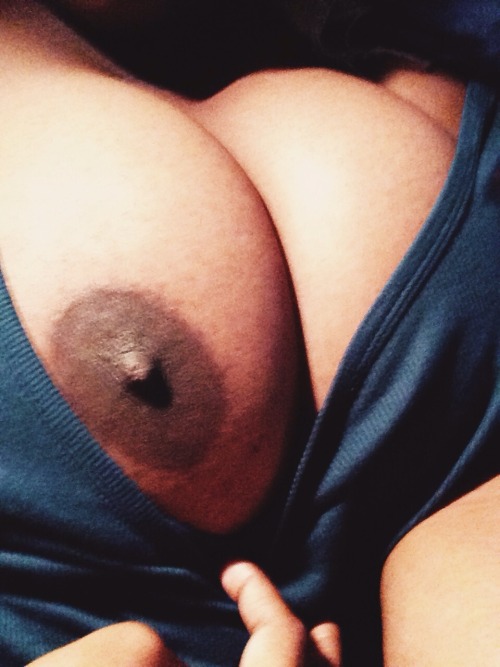 mistertilmonjr:  itschocolatecandy:  I am what people in the UK would consider GG cup. just shy of H. I think I need to add some extra oomf to my massage regimen so they swell up and reach H cup for good.  TIG-OL-BITTIES