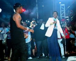 Life-From-Da-Bassment:  Nas Brings Out Lauryn Hill At Summer Jam 2012