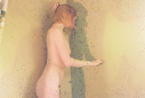 Ruby Slipper tea soaked 35 mm by @polabeard