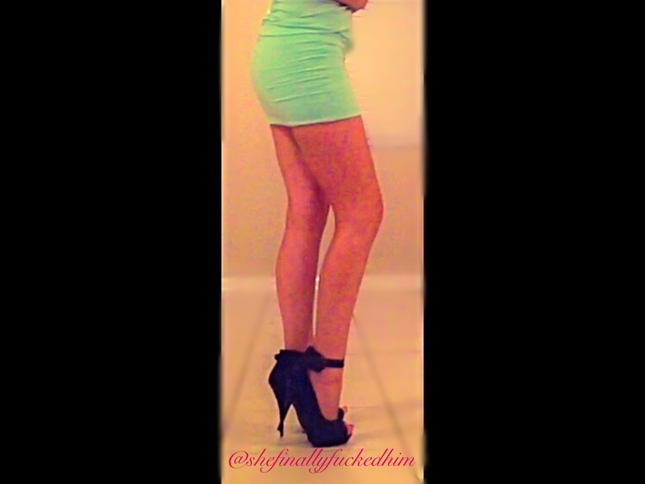 shefinallyfuckedhim:  For those who simple like my Legs and Heels…… It’s ok