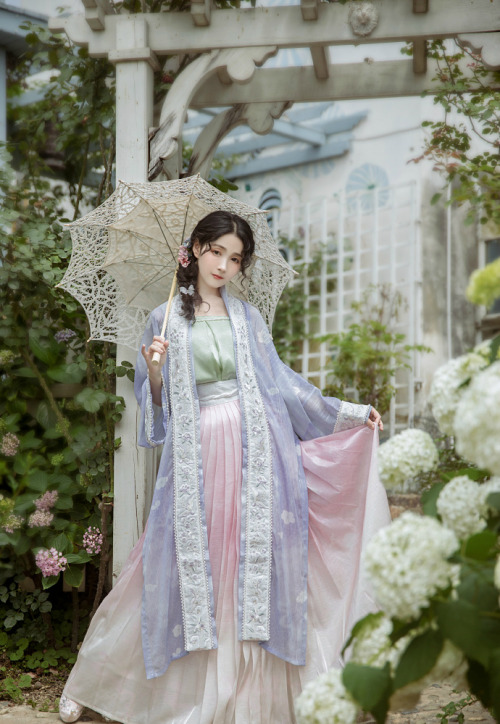 hanfugallery:chinese hanfu by 绛悠堂汉服