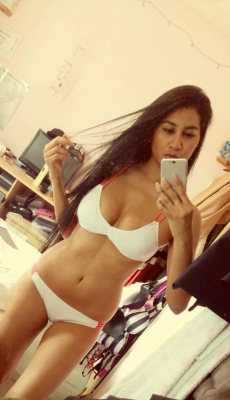 thairishqueen:  New bikini 👙 