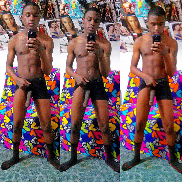 imchillnjustchilln:  DayDay Instagram: _____dayday____ Twitter: @dayday_bigghead