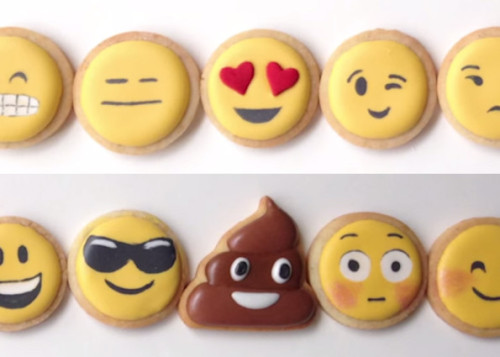 xxziggystardust:Emoji Cookies .