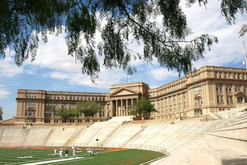 sixpenceee:El Paso’s High School happens to be one of the oldest buildings in that city. Eerie repor