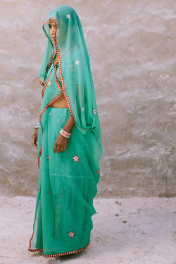 marklehn:  Portraits of female marble workers in Makrana, India. www.marklehn.com  