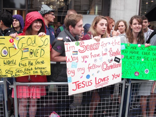 j-applebee:  London LGBT Pride 2014 was the biggest one ever! There was a huge visible bi presence, with over sixty in the bisexual marching group. The wet weather didn’t dampen our spirits too much, and even the biphobic remarks shouted by fellow marcher