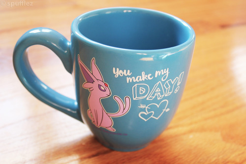 mypokemonranch:Espeon &amp; Umbreon Valentine’s Day Mugs from the Pokémon Center. (