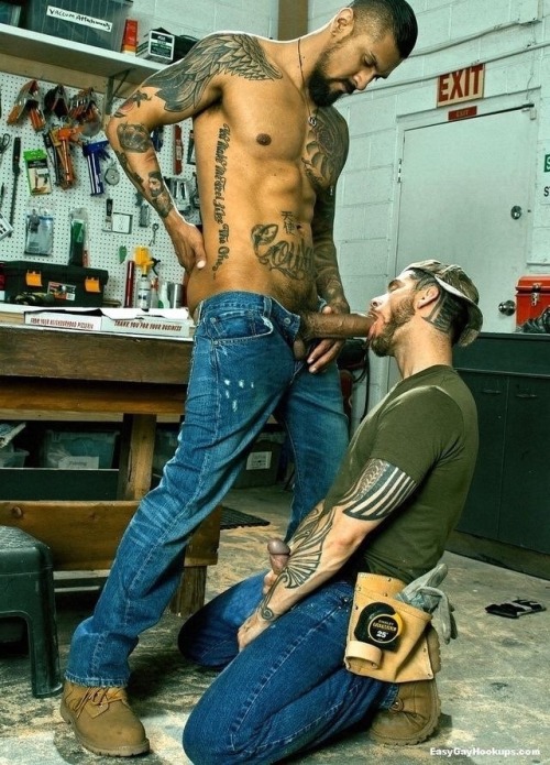 Porn Construction And Working Gays photos