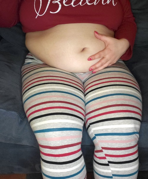 Love the way this belly sits in her lap.