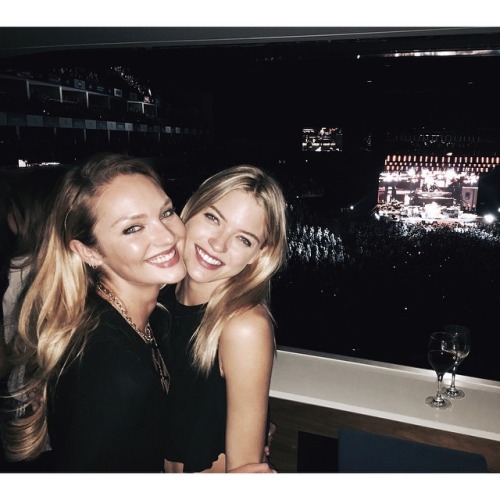 @marhunt: FLEETWOOD MAC @angelcandices