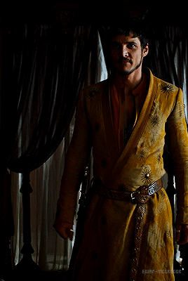 PEDRO PASCALas Oberyn MartellGAME OF THRONES (2011-2019)