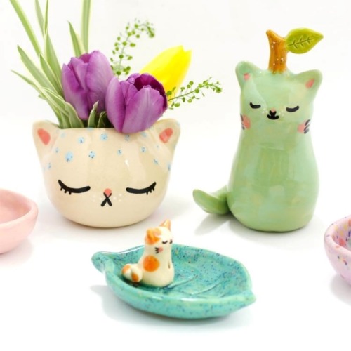 sosuperawesome:Cat Ceramics by Pony People See our #Handmade or #Ceramics tags