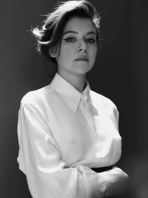 flawlessbeautyqueens - Favorite Photoshoots | Tatiana Maslany...