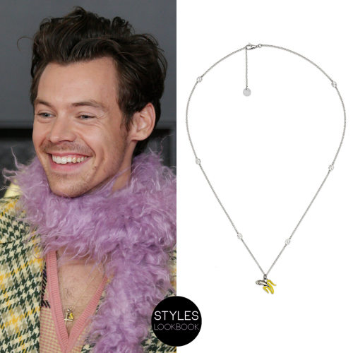 During the 2021 GRAMMYs, Harry wore the Gucci enamel banana pendant. He was first seen wearing the f