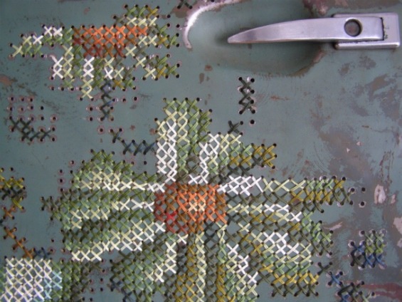 theboyprincessdiaries:   reginasworld: SeverijaIncirauskaite’s Metal Embroidery