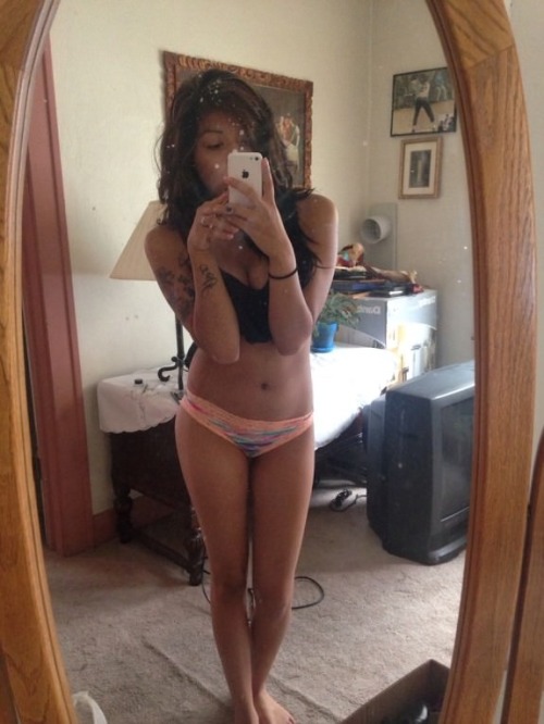 selfieasiangirl:  Cute Asian girl selfie. adult photos