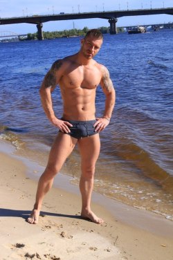 speedobuttandtaint:  More than 200,000 posts, 52,000 followers, hot men in speedos, hot men and butts and hot men. Thanks speedobuttandtaint 