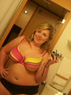 bbw-share:  First name: Erin Pictures: 72 Looking for: Men Naked pics: Yes. Home page: Click Here