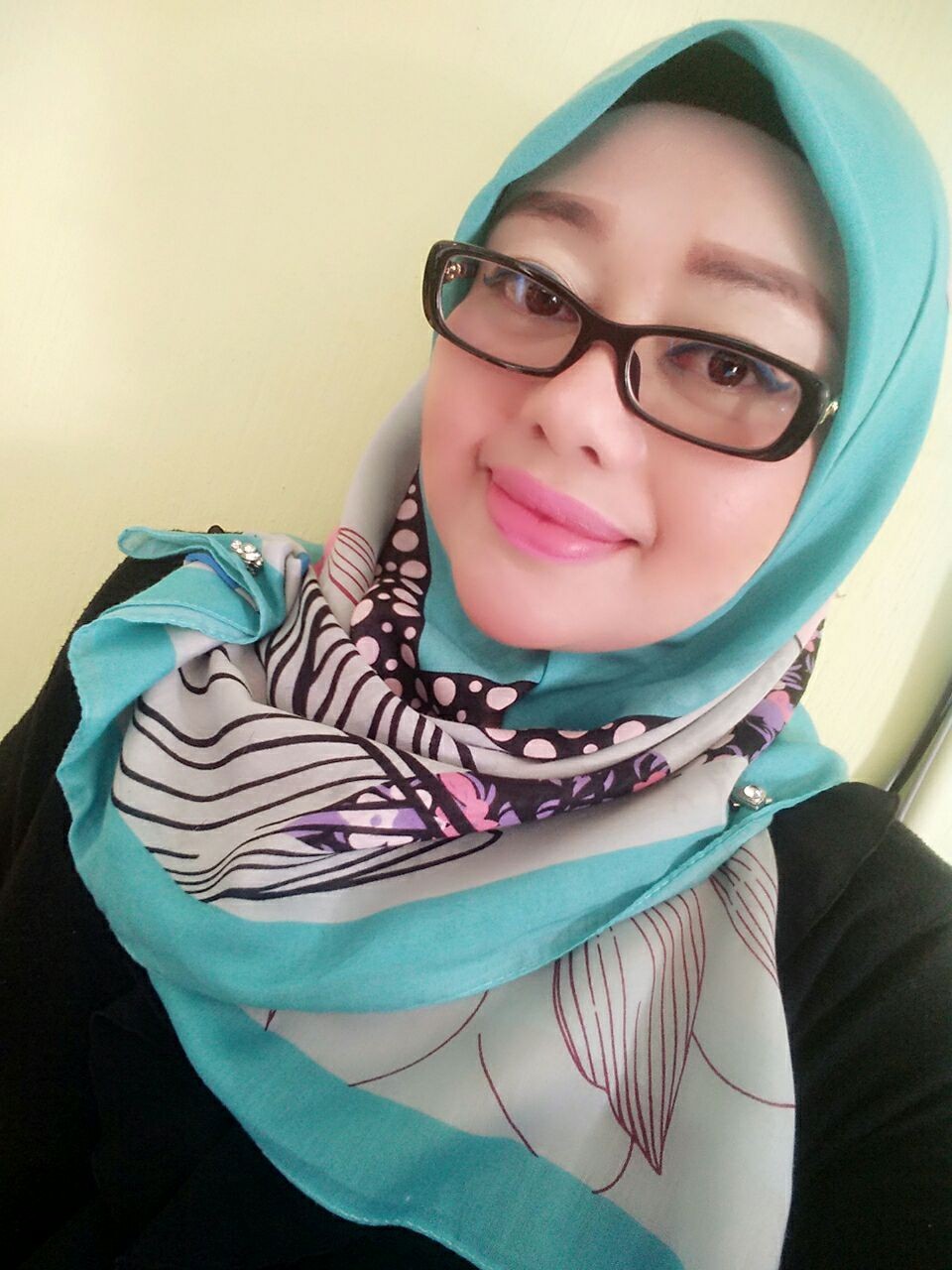 mrk192:  mrk192:  mrk192:  Klau bnyak relog aku upload video vc dia  Relog  Reblog