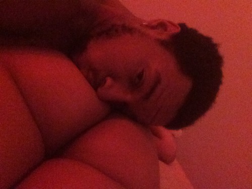 exposedemniggas:  Winston; his dick is whatever but that ass though 😍