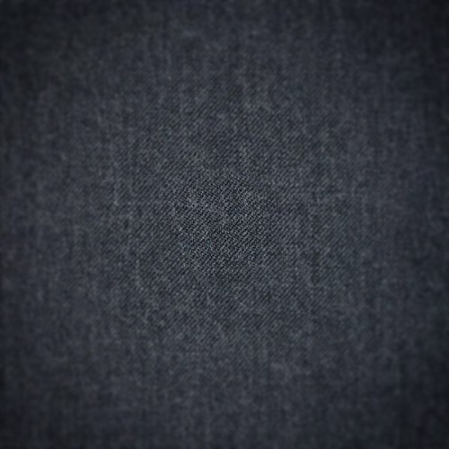 Light Grey Flannel Super 110&rsquo;s Suiting £19 PER METRE #yorkshirefabric #clearance #su