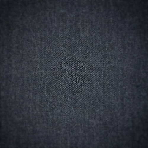 Light Grey Flannel Super 110’s Suiting £19 PER METRE #yorkshirefabric #clearance #suiting #clo