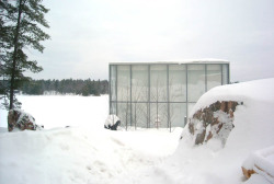 nothingtochance:  Photographer’s Studio over a Boathouse / GH3 