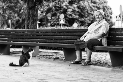 woman and cat by elwinas