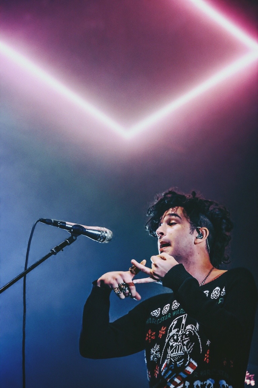 anomalousminds:  “I’m gon’ wait until you finish so I can talk some more about