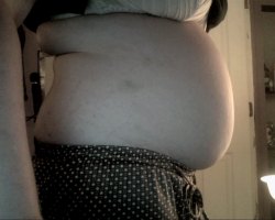 veganpiggyprincess:  After stuffing! My belly