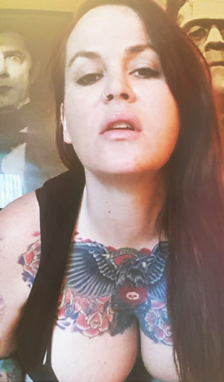 erinalkaline:  ♥