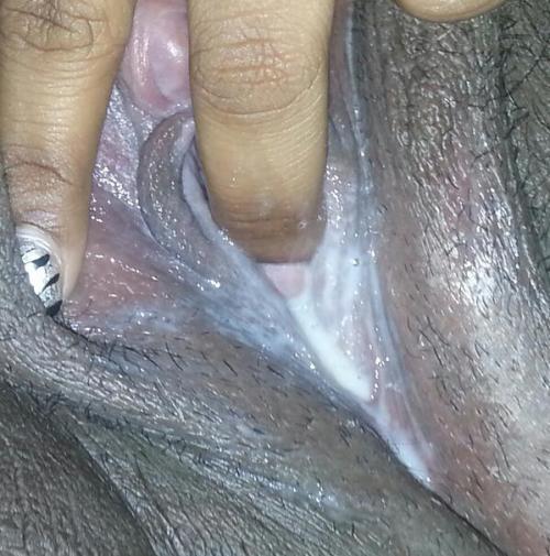 jesnotica:  onegirlandacreamypage:  mmm creamy friends do flock together. my friend’s super wet and super creamy pussy. im kinda upset im not around her because i would love to clean up her mess and then start my own on her pussy.    If you believe