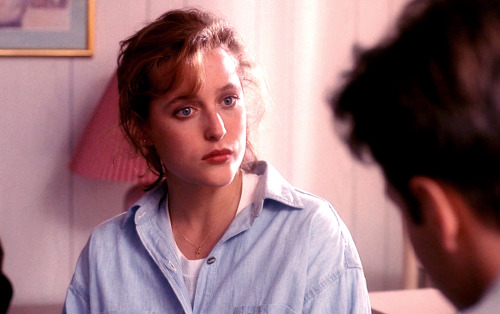 vavaharrison:There’s something I didn’t tell you, Scully.