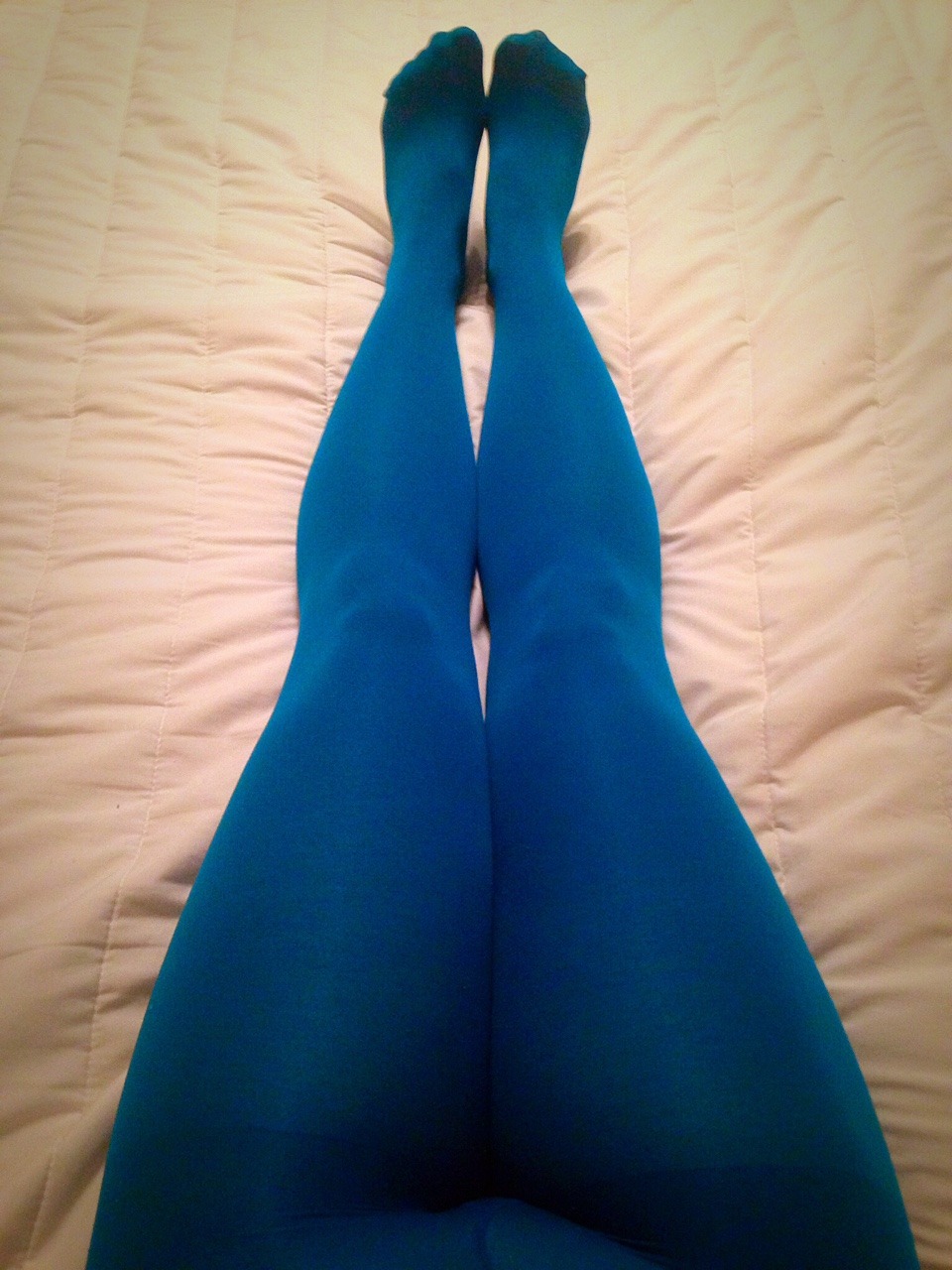 sexsweetsstockingsandsuperheroes:Ororo has legs for days! And you have no idea how