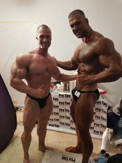 skimpyposersbigbulges:  (via Boris Kiss 61907 - MyMuscleVideo) 