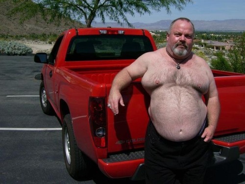 philxaaaw: Superb.- Fantastic body and face. Woof.  If you know this man, please let him know that t