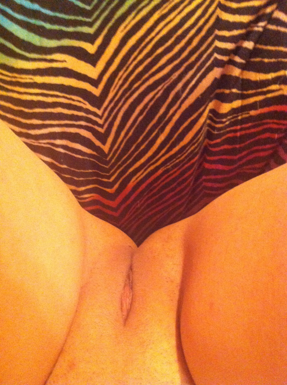 thisisrealfilth:  why hello there… think you can slowly and gently open my legs