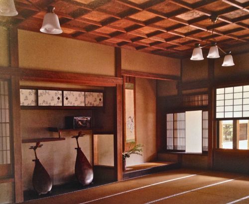 Still on the library theme, here&rsquo;s a shoin, i.e. Japanese study room, from the 17th century Re