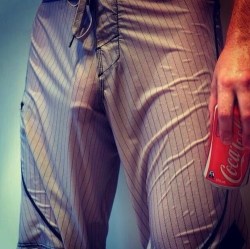 Menandsports:  Freeballing And Hot Bulge In Pants 