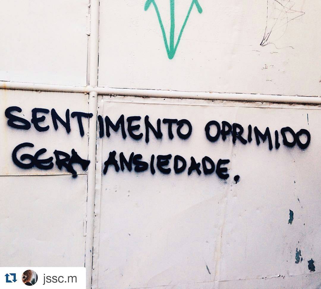olheosmuros:  #Repost @jssc.m ・・・ Local? #olheosmuros http://ift.tt/1Muw0Yp
