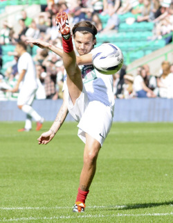 direct-news:  HQ’s - Louis Tomlinson - McStay’s Maestros V Rio Ferdinand All Stars play at Celtic Park, Glasgow. 07/9/14 