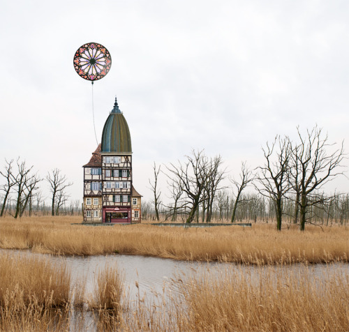 fer1972:Impossible Houses by Matthias Jung