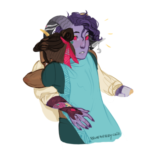 lesbeauan:blueberrychill: Reunited &lt;3 [Image description: Three digital drawings of Mollymauk