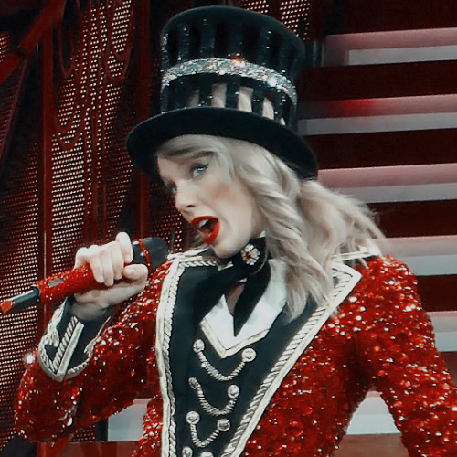 Red World Tour Taylor Swift Explore Tumblr Posts And Blogs Tumgir