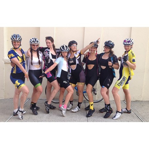 jennordhem:  IT’S GETTING HOT IN HERE! #babesinbibs #womens100 @rapharacing @rapha_n_america