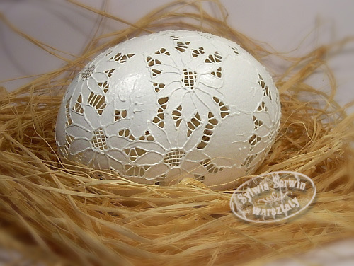 Pisanki Ażurowe [openwork eggs] is a Polish / Ukranian art using the ​​of shell of chicken, duck, go